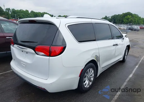 2018 Chrysler Pacifica Touring L from USA, damaged, VIN 2C4RC1BG0JR110665